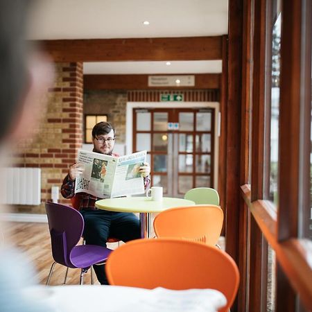 Hotel Gilwell Park Chingford Zewnętrze zdjęcie