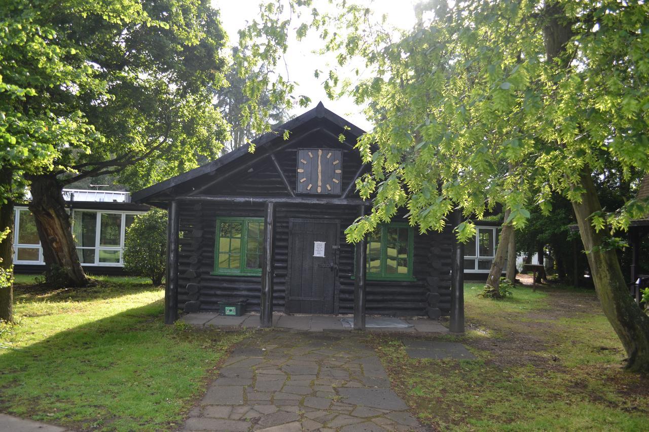 Hotel Gilwell Park Chingford Zewnętrze zdjęcie