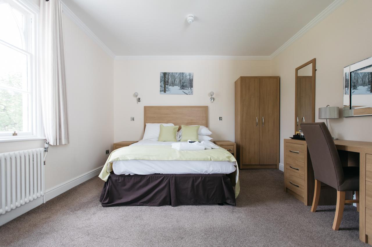Hotel Gilwell Park Chingford Zewnętrze zdjęcie