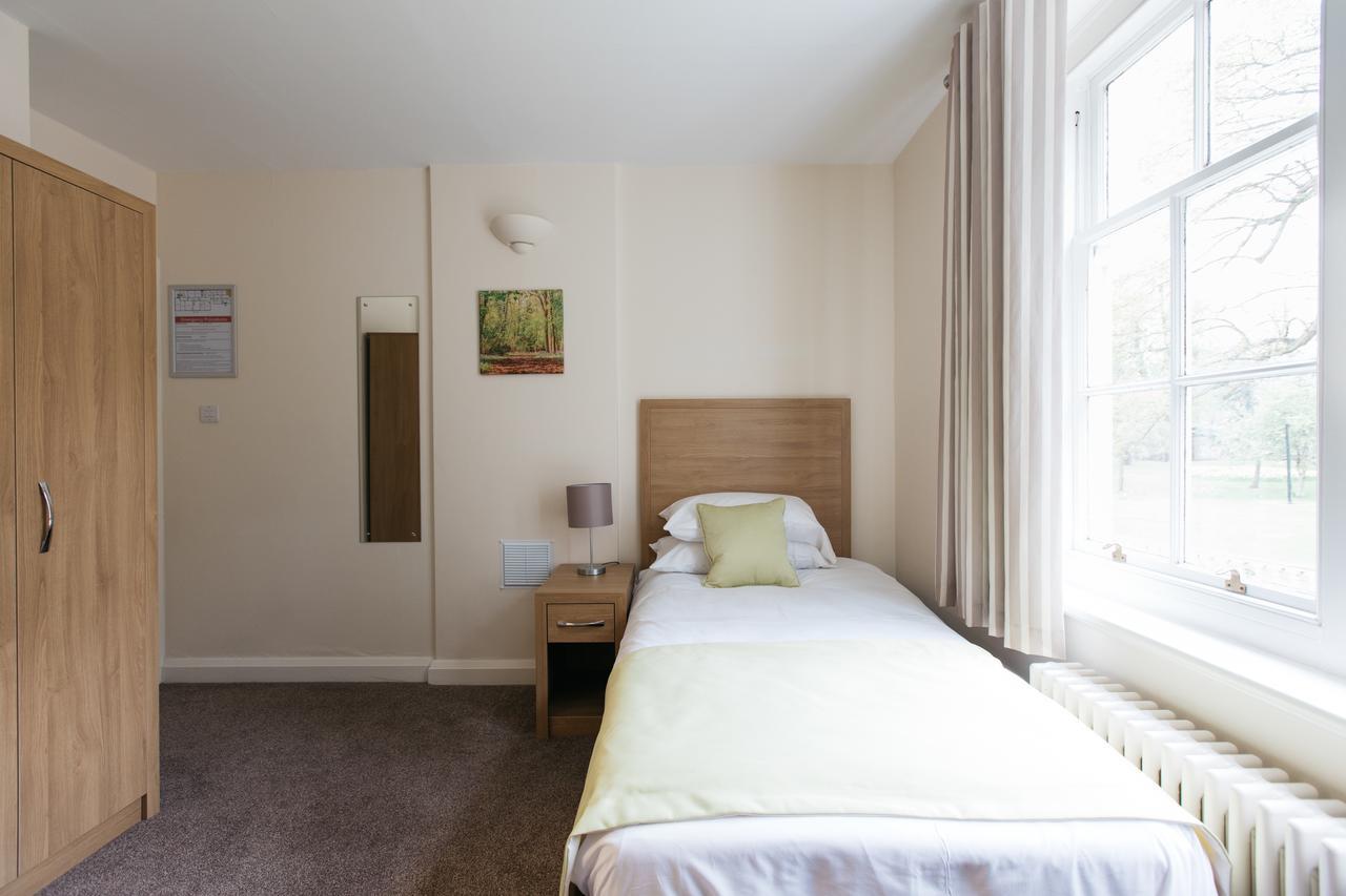 Hotel Gilwell Park Chingford Zewnętrze zdjęcie