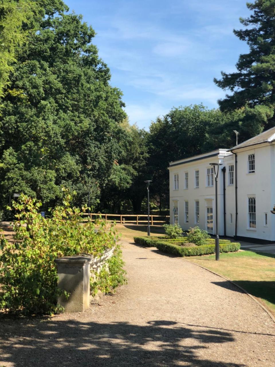 Hotel Gilwell Park Chingford Zewnętrze zdjęcie